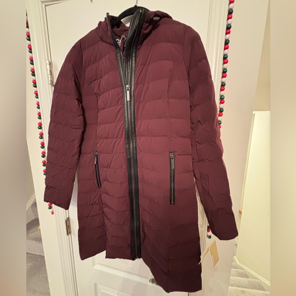 New with tags Michael Kors Coat. Womens size Small. Color- Burgandy